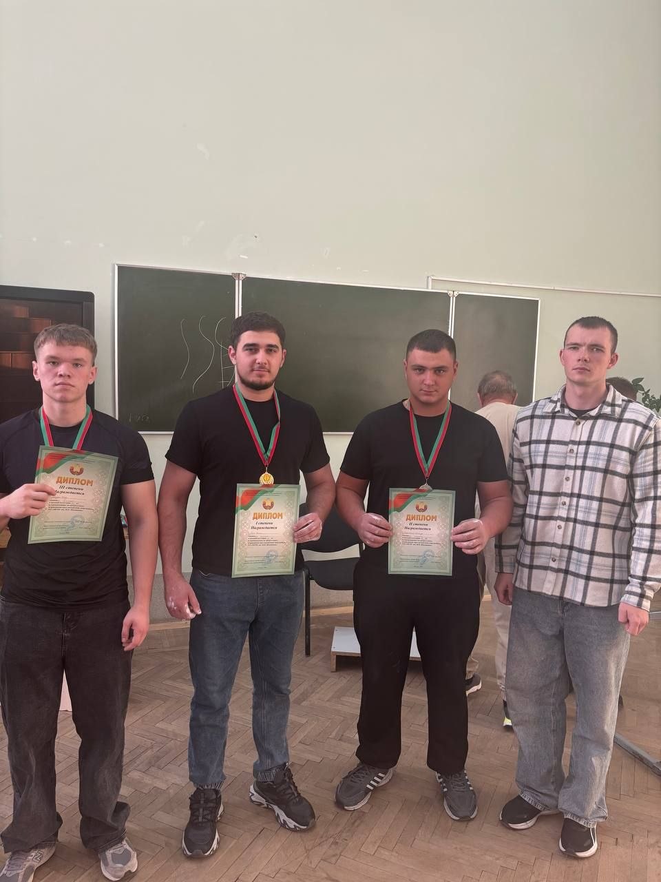 Внутренний турнир по армрестлингу